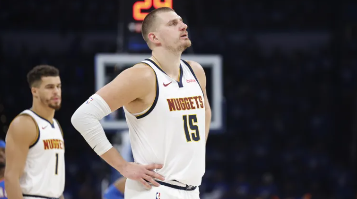 西蒙斯爆发27分，凯尔特人轻取公牛 