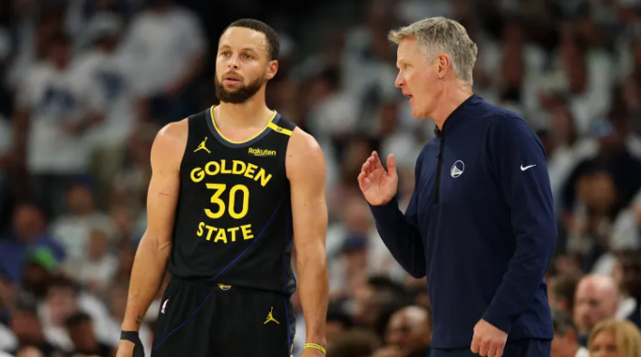 孔·克努佩尔惊人投篮数据成焦点话题 